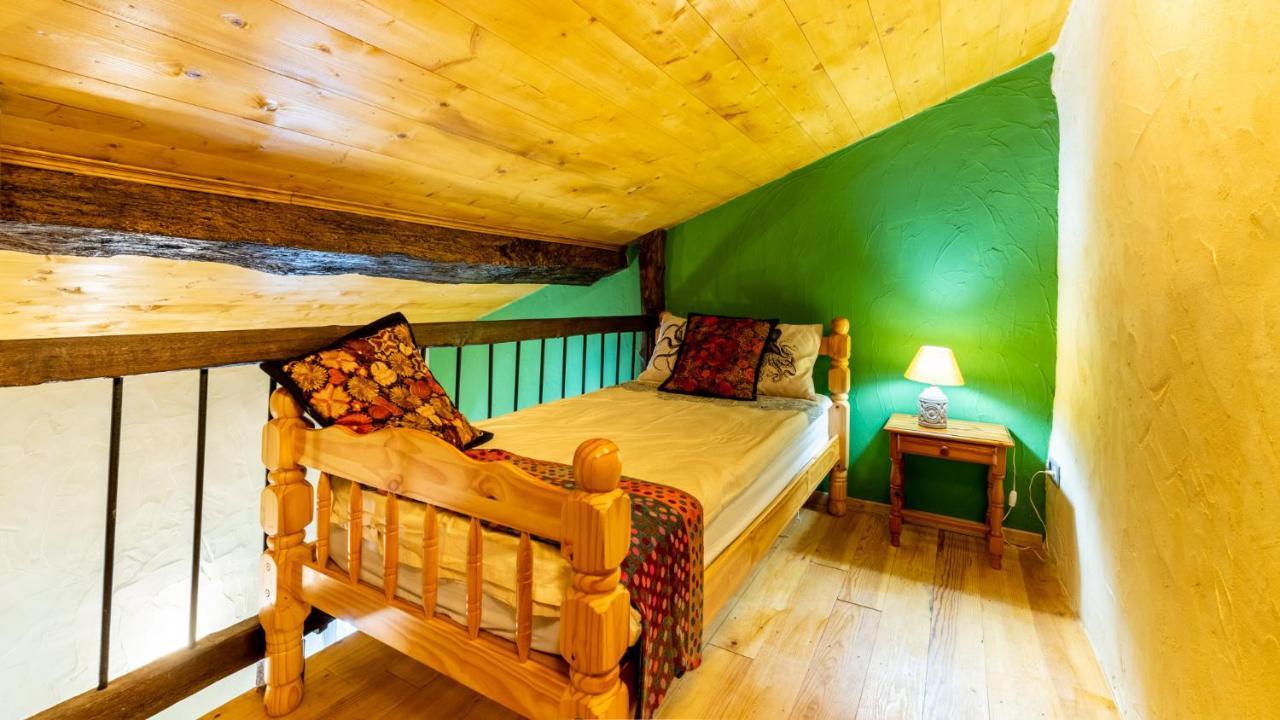 La Maison De Yuka Plieux Kültér fotó