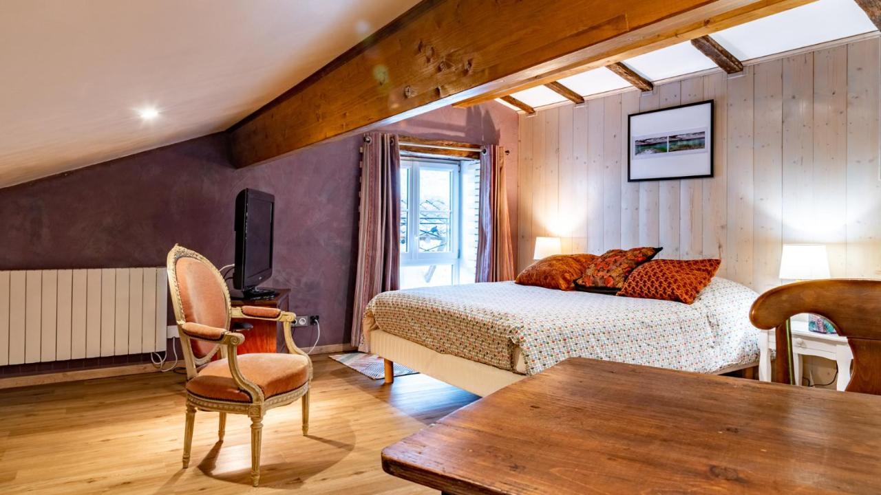 La Maison De Yuka Plieux Kültér fotó