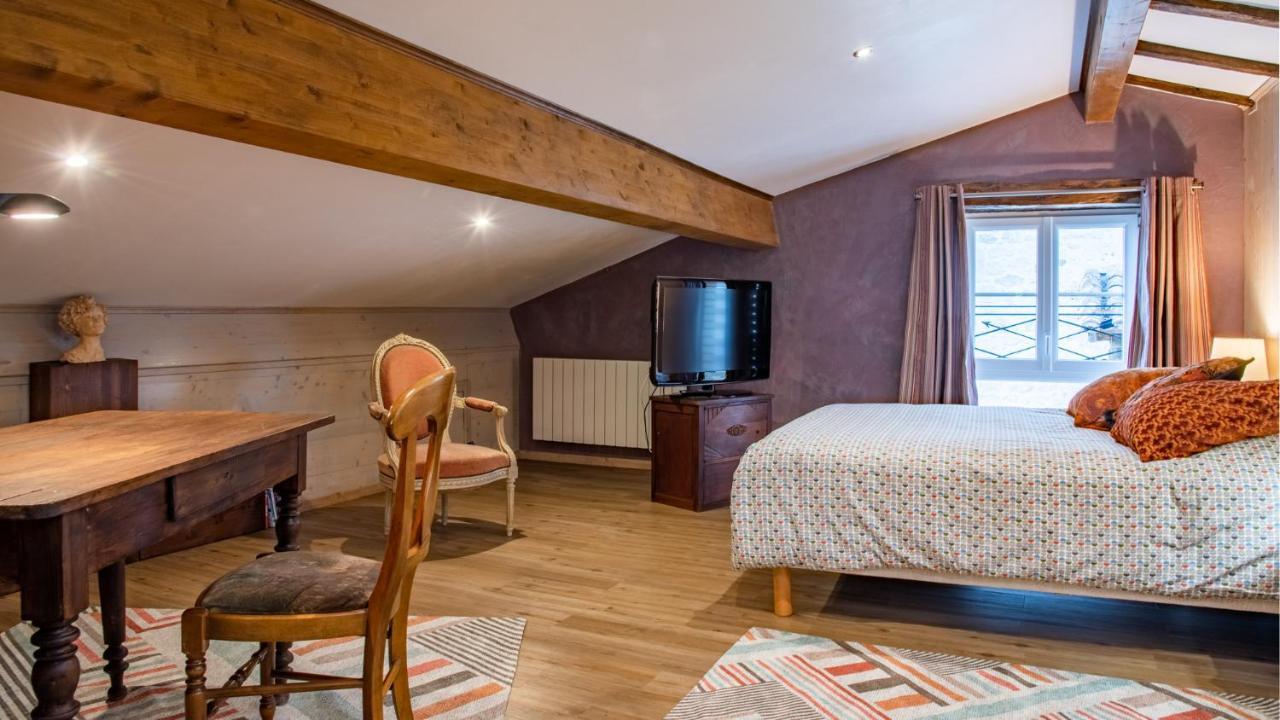 La Maison De Yuka Plieux Kültér fotó