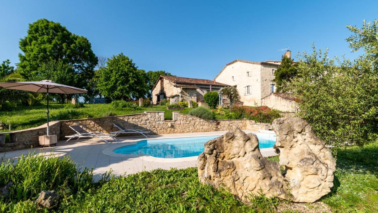 La Maison De Yuka Plieux Kültér fotó