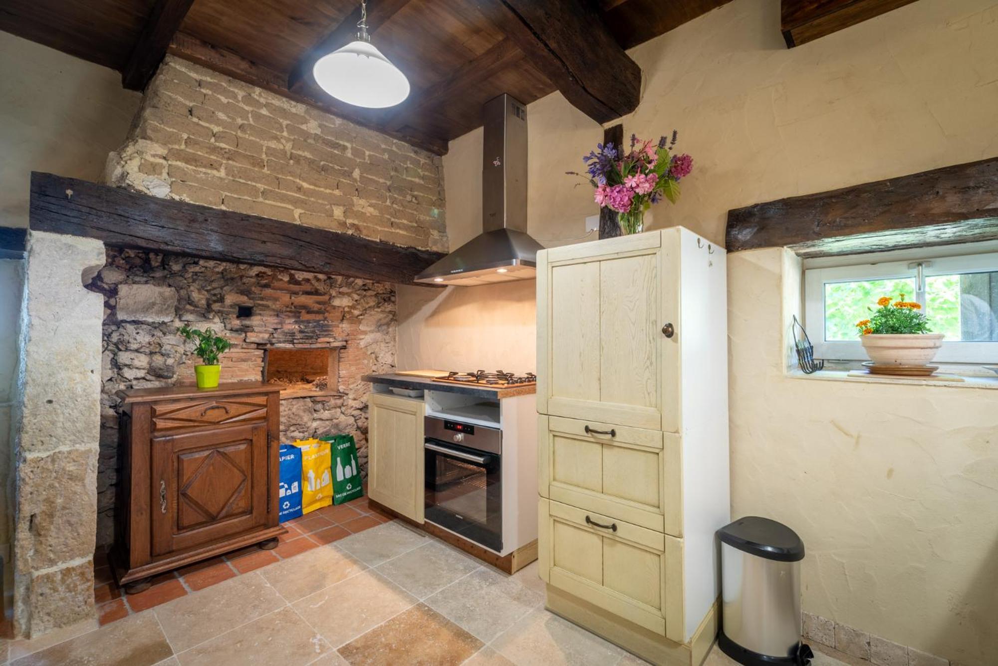 La Maison De Yuka Plieux Kültér fotó